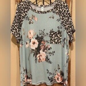 Vanilla Bay women’s top